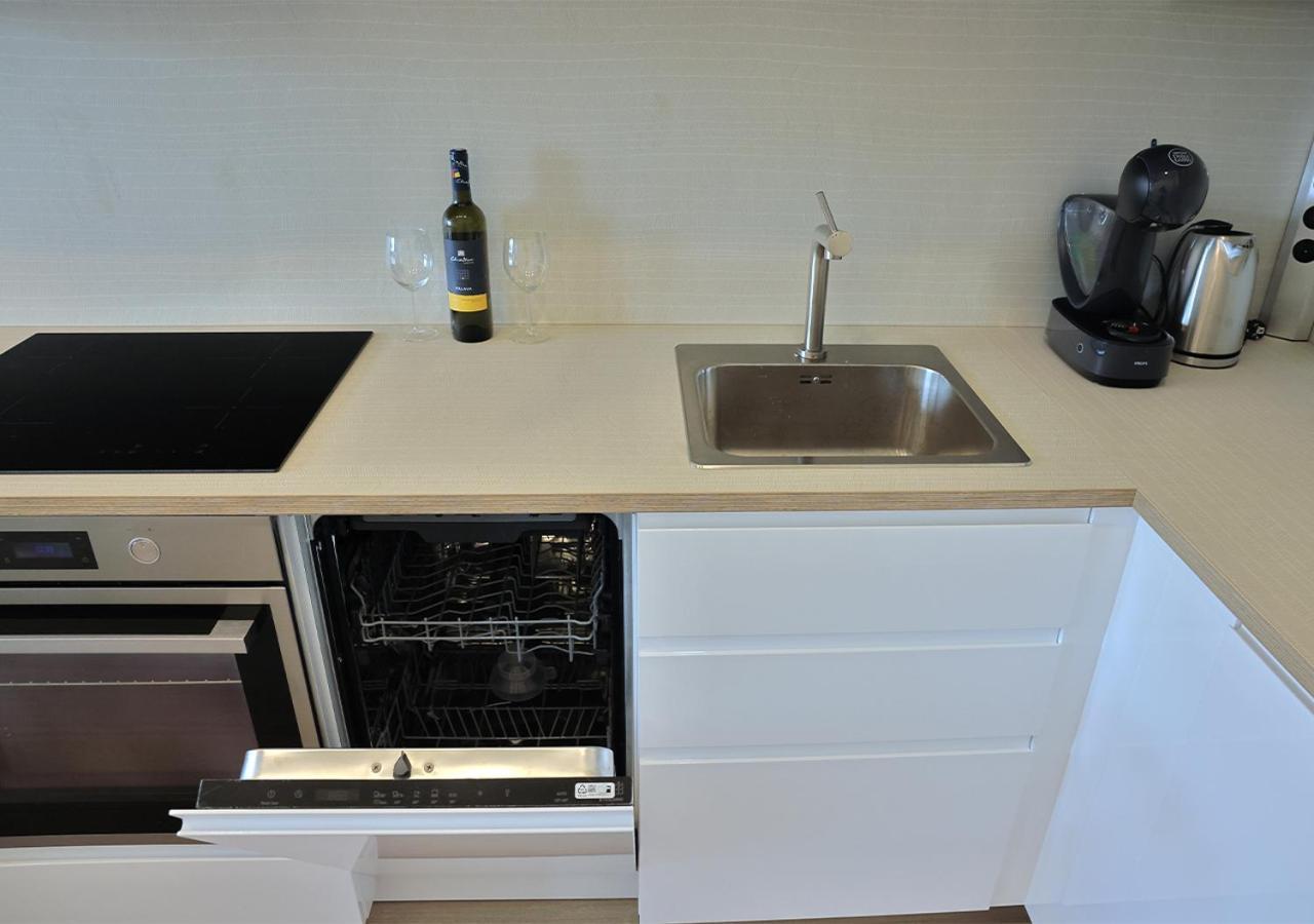 New Cozy 2 Room Pink Apartment Bratislava 059 Eksteriør bilde